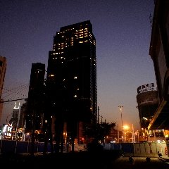 河道为基地打开了视觉之窗