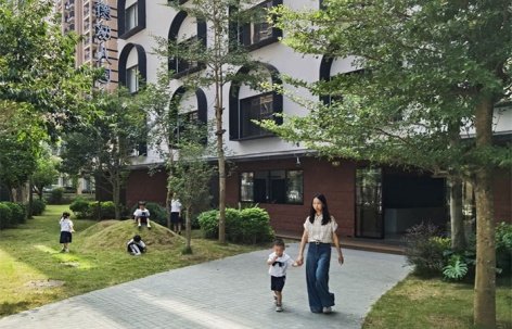 本页围绕「英亚体育最新资讯优惠活动」