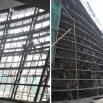 露出青砖墙面