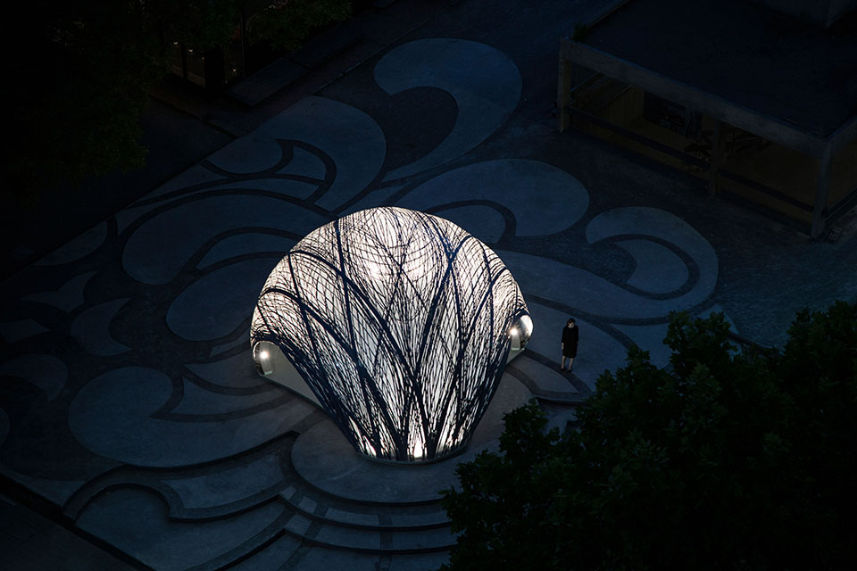 来自德国斯图加特大学Achim Me