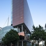 从围绕着标志性体育场的英亚体育官网安