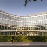 英亚体育最新资讯app下载围绕着五个