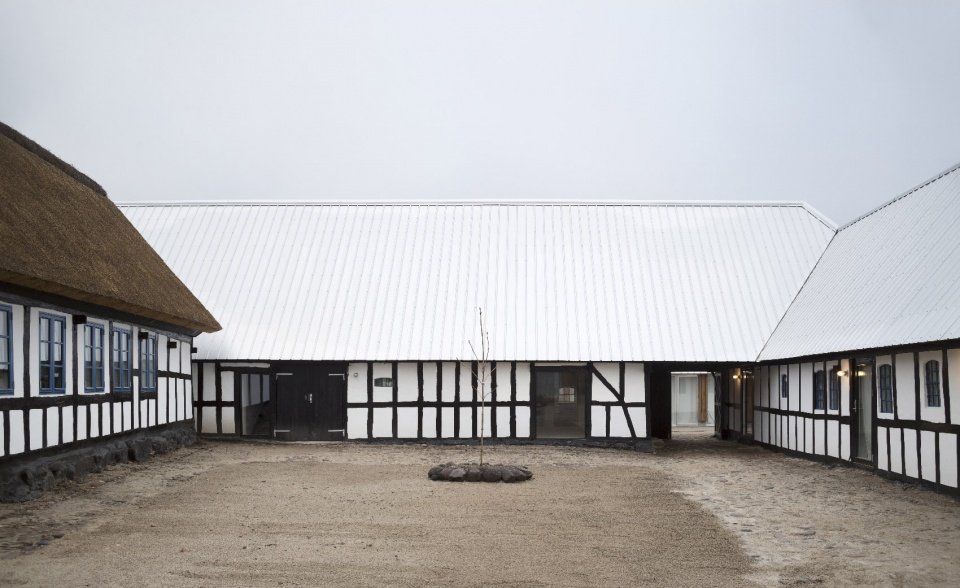 穿插在丹麦奥尔胡斯(Aarhus)市