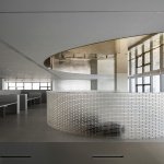 一面高新科技快速崛起