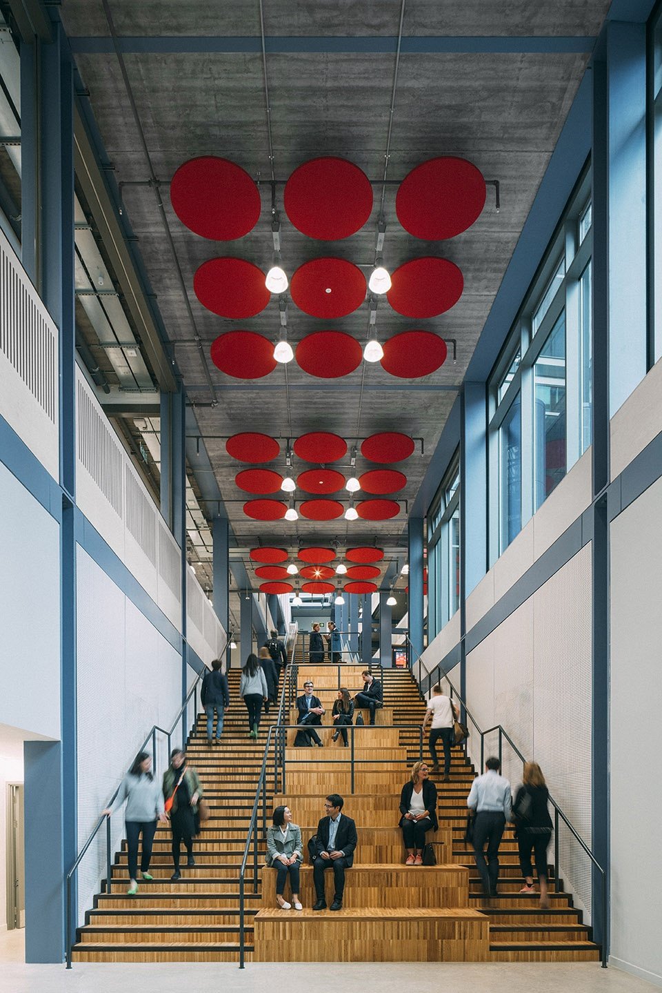 The LSE Centre Bui