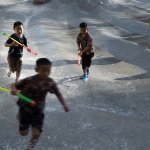 周边三公里范围内常住人口约60万