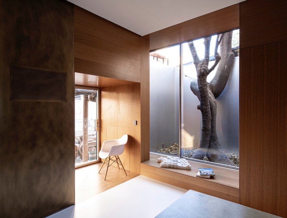 compact yet elegan