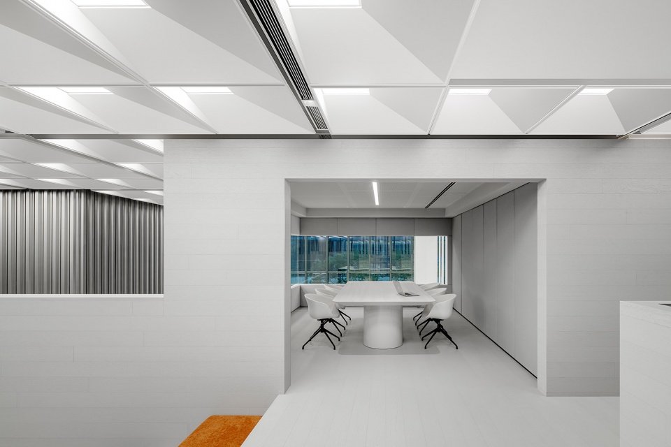 000 m² MAX Technol