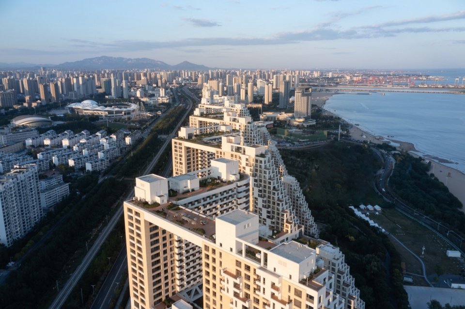 相关文章秦皇岛地处渤海湾