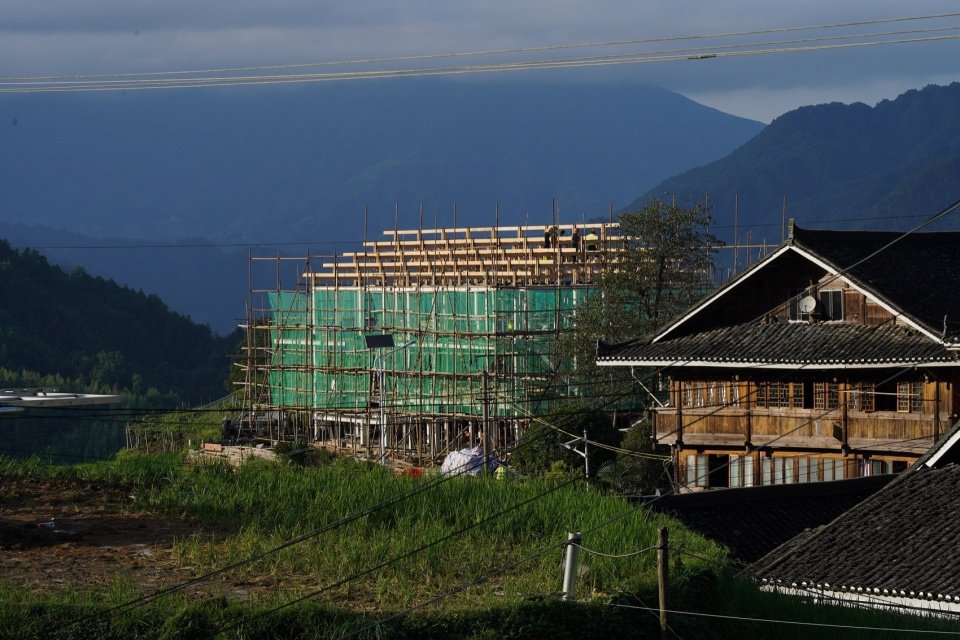 the school buildin
