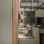 The flowing wooden