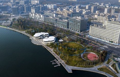 便于结合栏目动态与后续阅读