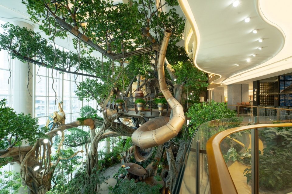 Hongkong Land’s TH