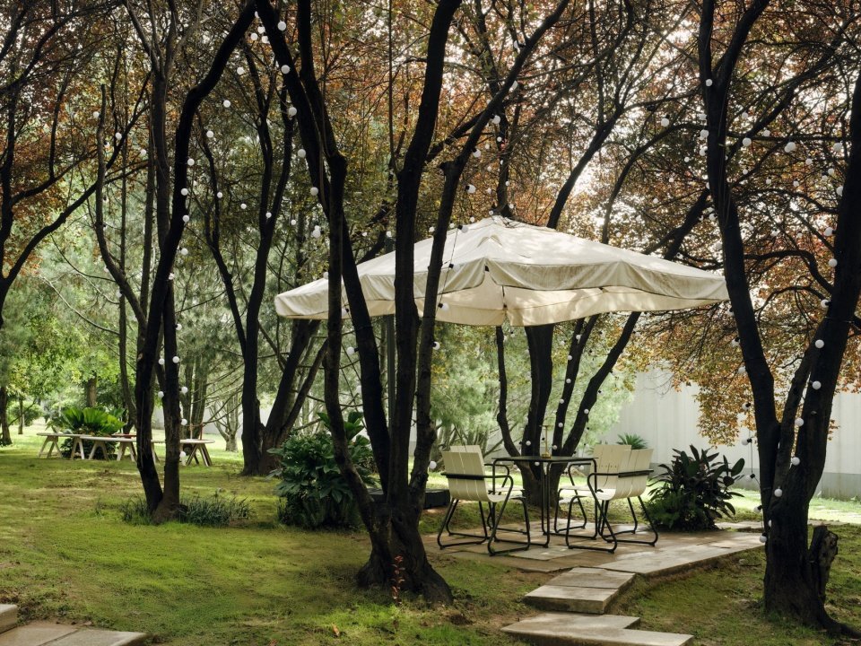 Qujiang Hotel feat