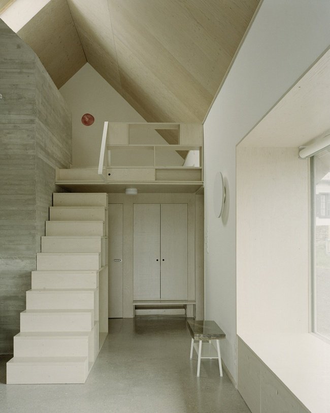 House and Beeyard