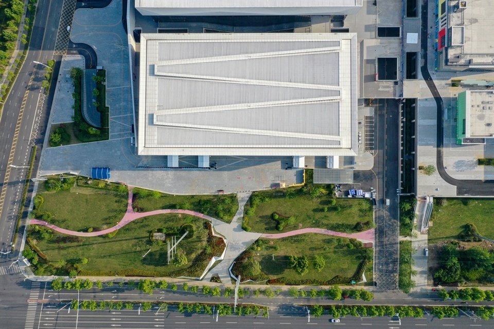 B两个地块