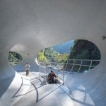 重景环坐落于惠州罗浮山环山公路旁一处