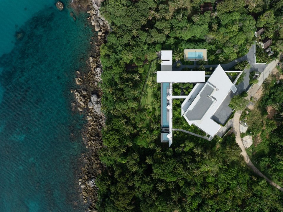 Villa Zai 是一家精品海滨酒