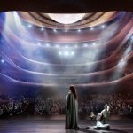 一座300座的多功能剧场