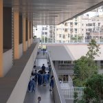 某种程度成为了一种“反现实”