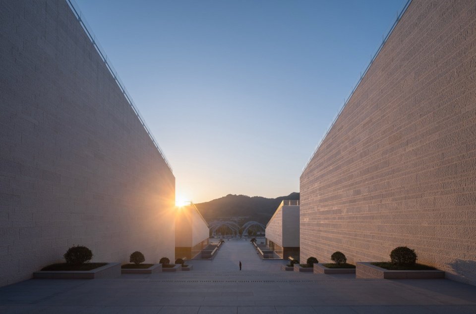 the Qinling Museum