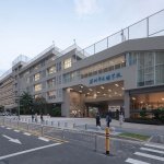 它不可避免地带来人性之间的争夺和紧张