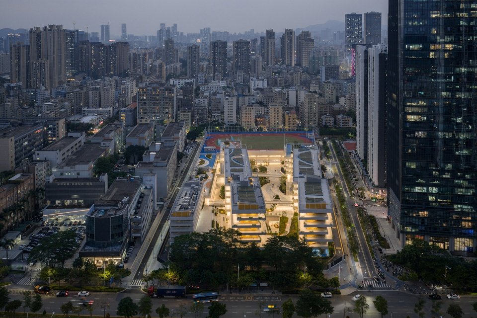 一方面意识到城市与英亚体育怎么用自身
