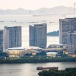 相关文章由马岩松