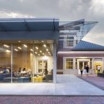 950-square-foot gl