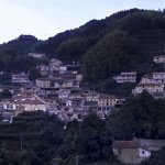 崖居山村的平民图书馆Librairi