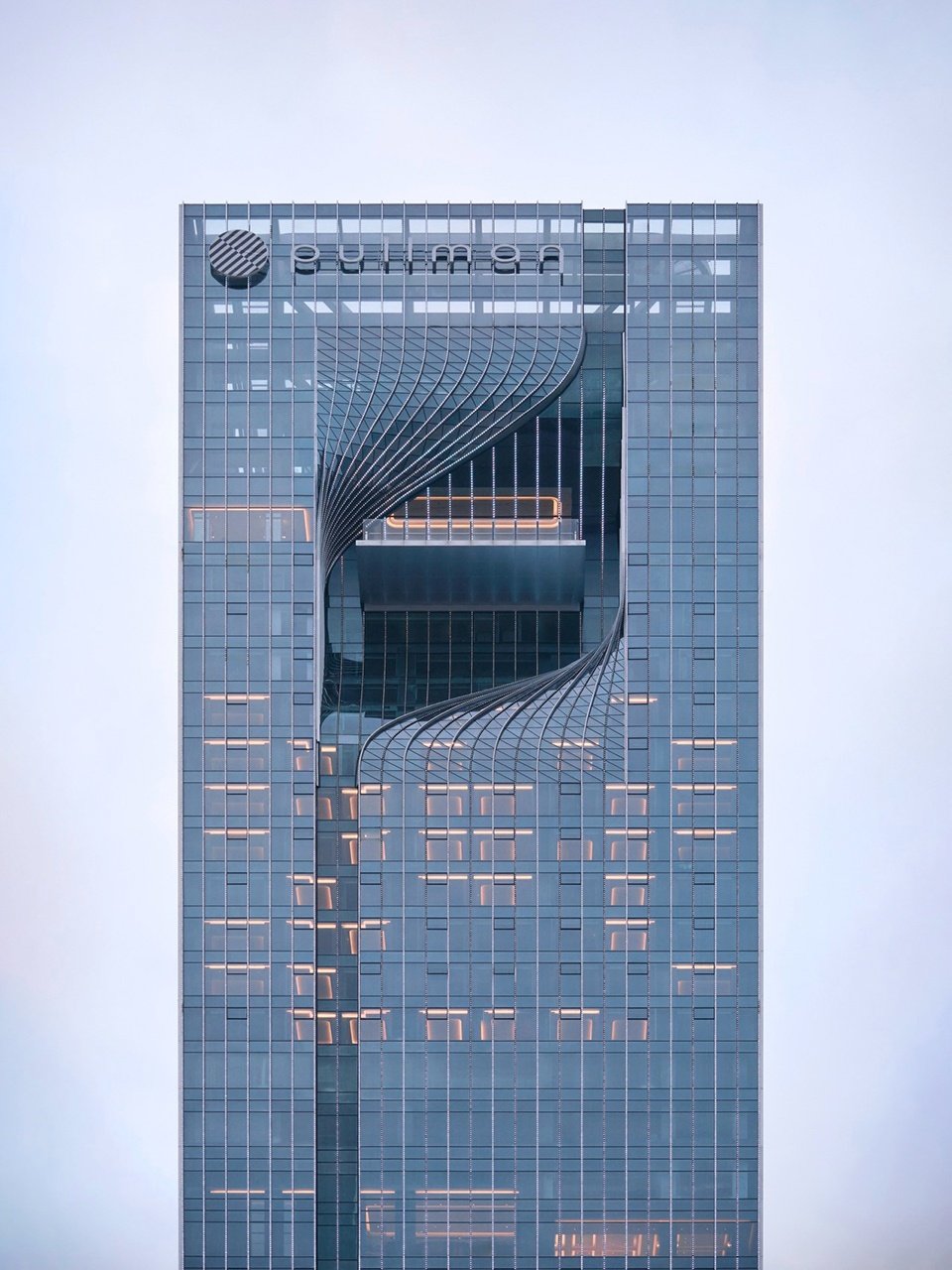 塔桥链江城”为核心理念