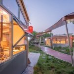 以典雅扇形喻意城市书屋的文化内涵